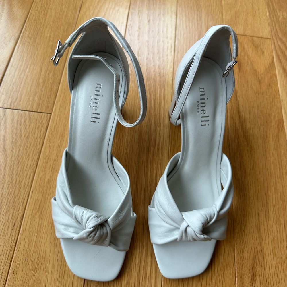Minelli French White Heels